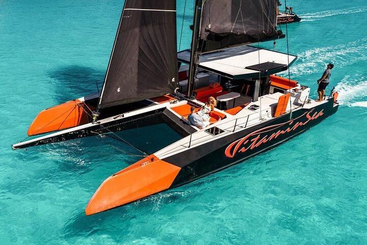 LUXURY Catamaran Bora Bora : Sailing, Snorkeling & Floating Bar