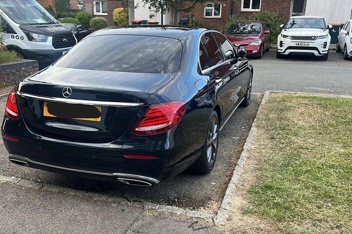 Gatwick Airport to Heathrow Airport Transfers