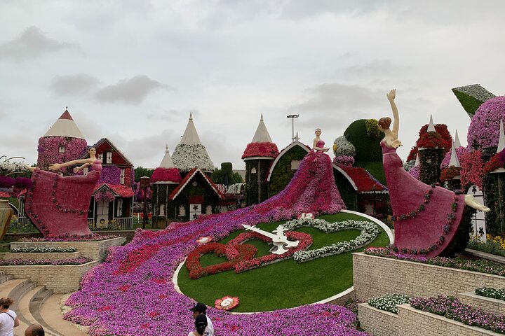 Miracle Garden Global Village with Transportation from Fujairah