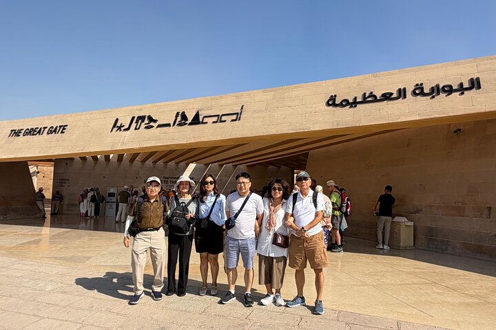 Private Tour to GEM and Pyramids from Portsaid port