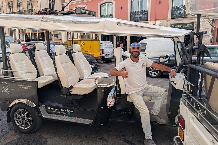 True 4Hour Private Tuk Tuk Tour: Discover Lisbon with a Local!