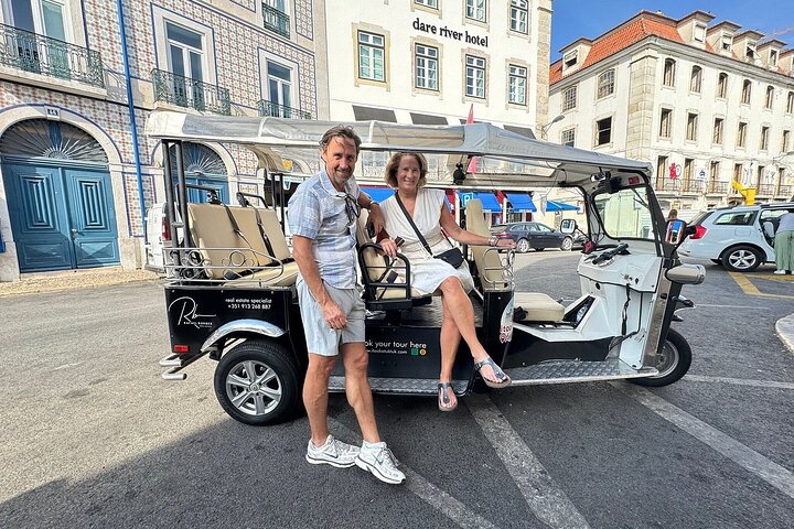 True 4Hour Private Tuk Tuk Tour: Discover Lisbon with a Local!