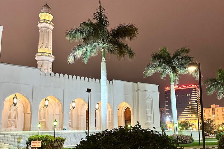 Salalah City tour By night - Mosque , Souk , Mall & Coconut souk