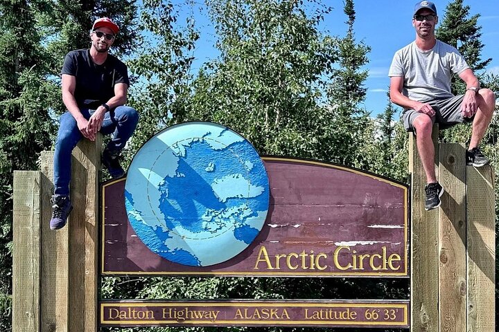 Arctic Circle Day Tour