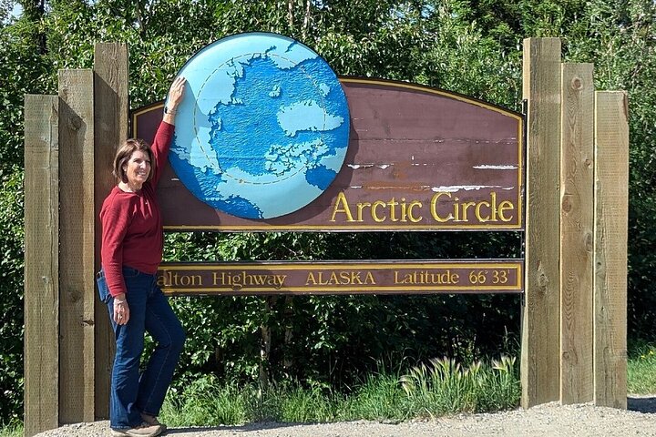 Arctic Circle Day Tour