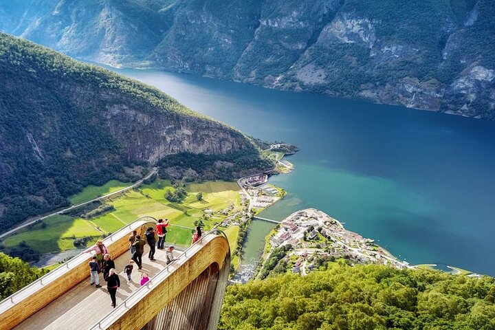 Flam Railway, Nærøyfjorden Cruise and Stegastein Viewpoint