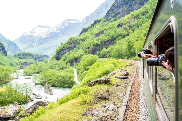 Flam Railway, Nærøyfjorden Cruise and Stegastein Viewpoint
