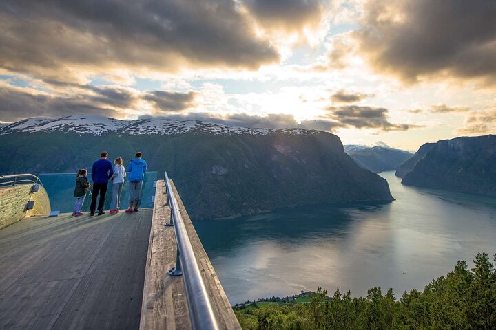 Flam Railway, Nærøyfjorden Cruise and Stegastein Viewpoint