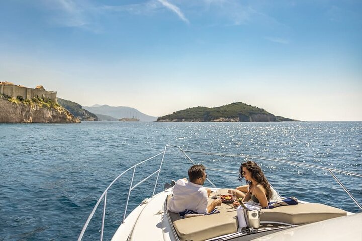 Boat discovery: private one-day Korčula adventure