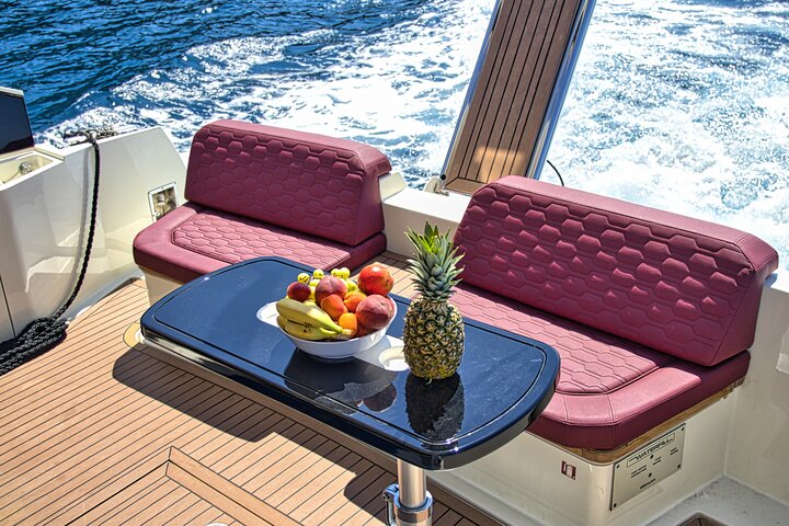 Boat discovery: private one-day Korčula adventure
