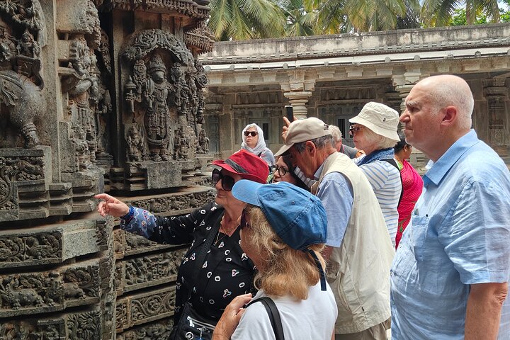 Bengaluru To Mysuru Day Tour With Lunch & Entrance Ticket