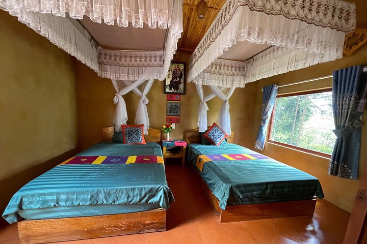 Ha Giang Loop 3D2N Private Car Tour (English speaking Driver)
