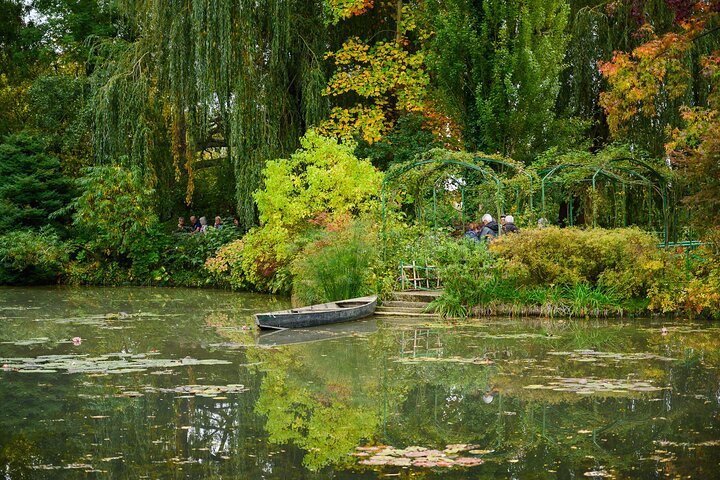 Monet’s House & Gardens Giverny Small Group Tour from Paris