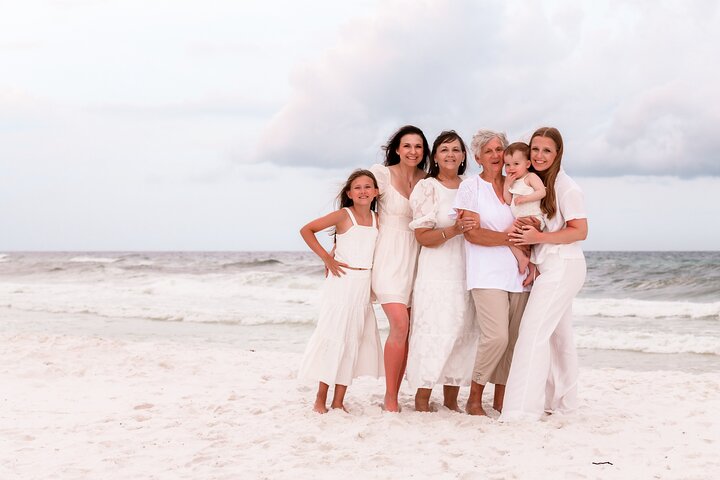 Private Vacation Photoshoot with Photographer in Isle of Palms