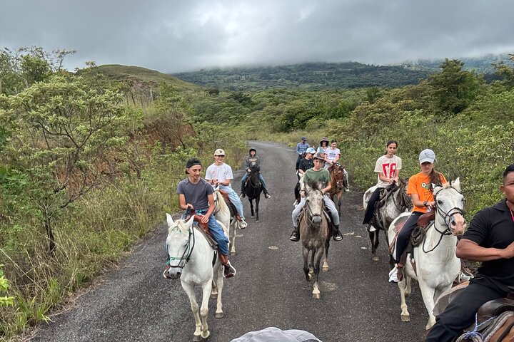 Epic Cloud Forest Horseback Riding Adventure in Boquete