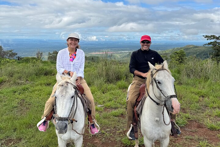 Epic Cloud Forest Horseback Riding Adventure in Boquete