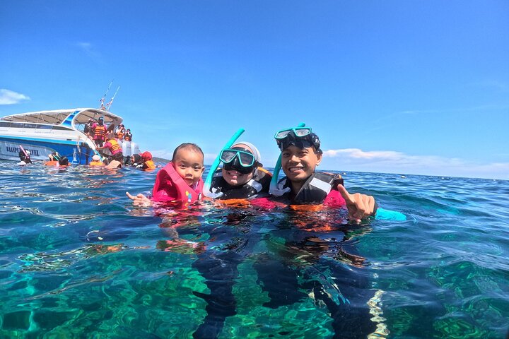Koh Lipe Unseen 7 Islands Day Tour by Private Longtail Boat