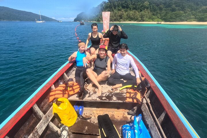 Koh Lipe 4 Islands Snorkeling and Sunset by Longtail Boat