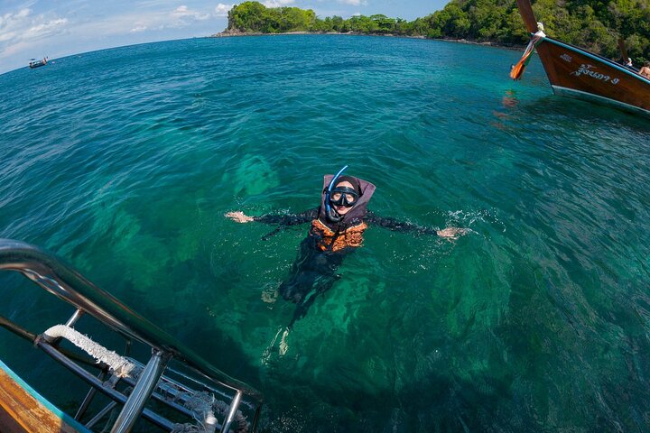 Koh Lipe 4 Islands Snorkeling and Sunset by Longtail Boat