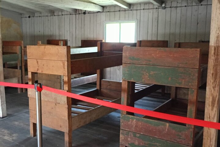 Stutthof Concentration Camp English Tour with Gdansk Hotel pickup
