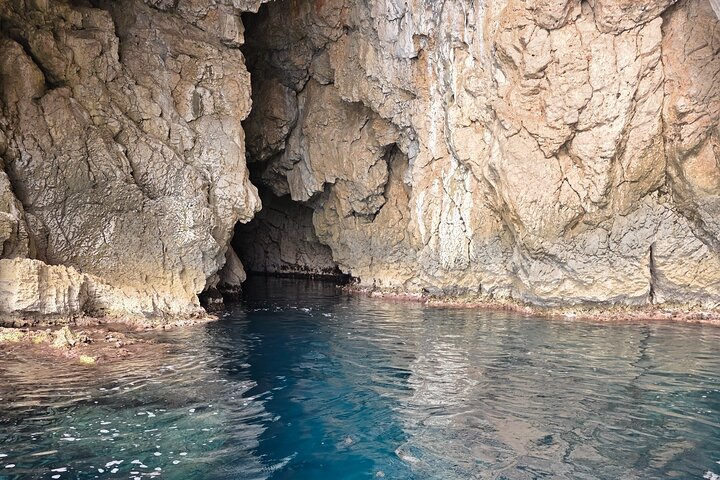 Best from Kotor: 4H Blue Cave, Hidden Gems & Swimming