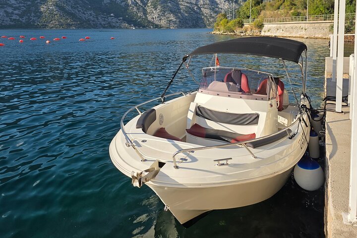 Best from Kotor: 4H Blue Cave, Hidden Gems & Swimming
