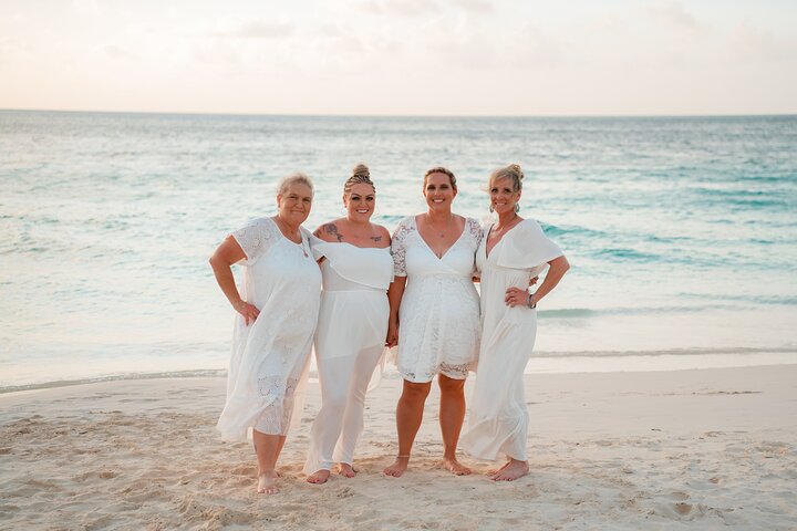 Private Vacation Photoshoot with Photographer in Gulf Shores