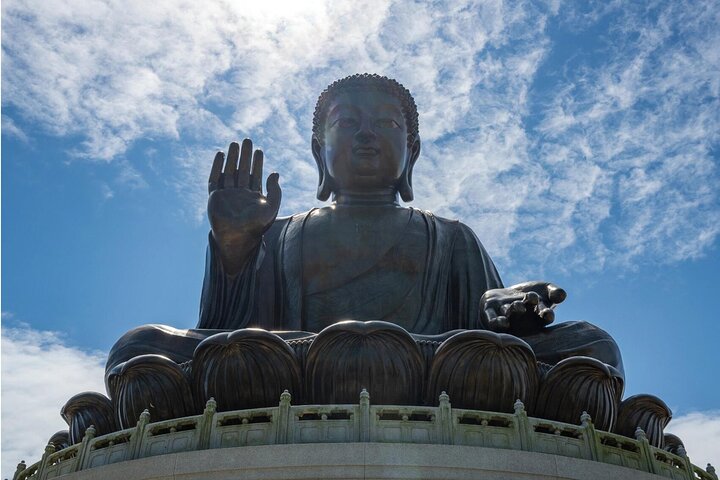 Lantau Island: Big Buddha, Crystal Cabin Cable Car & Tai O Pickup