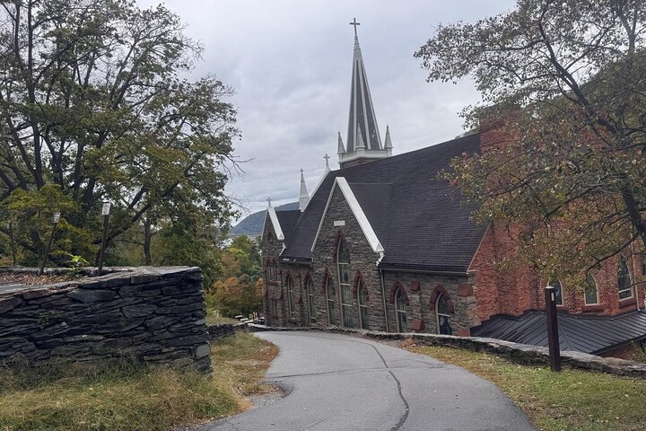 Harpers Ferry and National Museum of Civil War Medicine Tour