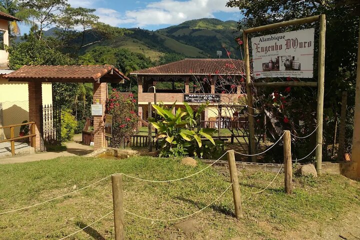 Jipe Tour in Paraty: Waterfalls and Cachaça in Engenho D’Ouro