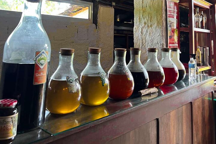 Jipe Tour in Paraty: Waterfalls and Cachaça in Engenho D’Ouro