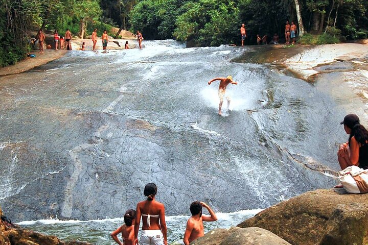 Jipe Tour in Paraty: Waterfalls and Cachaça in Engenho D’Ouro