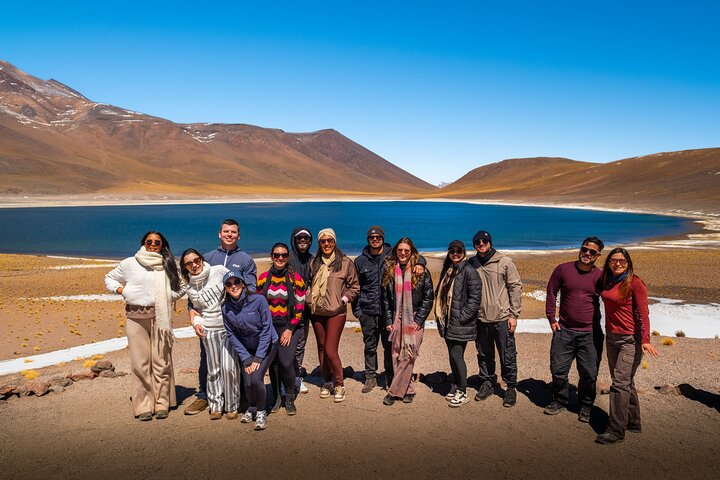 Full Day Tour to Piedras Rojas, Altiplanic Lagoons and Chaxa