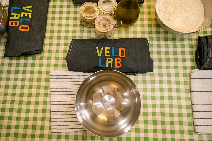 Bari Cooking Class : Traditional Focaccia & Orecchiette