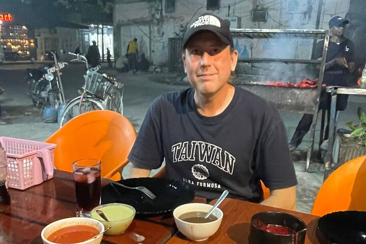 Dar es Salaam Old Town Walking and Food Tour With Transfers