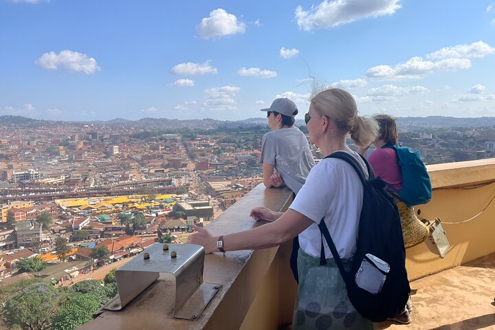 Full-Day Kampala City Highlights Tour, Lunch & private Transfers