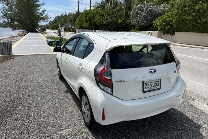 Owen Roberts to George Town Car Rental