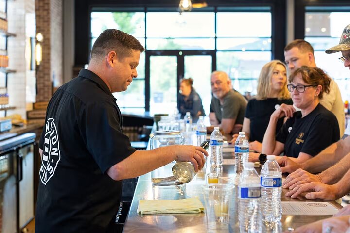 Sevierville VIP Wine, Shine, Bourbon & Lunch Experience