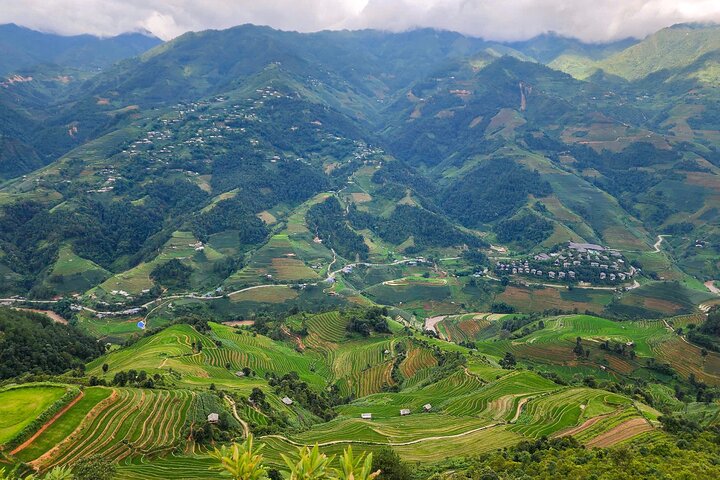 Mu Cang Chai Private Full-Day Car Tour with Local Hmong Guide