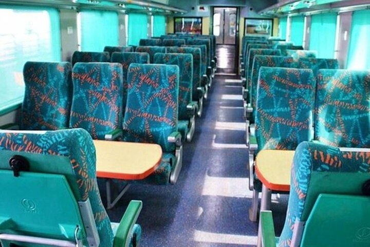 Same Day Taj Mahal Tour by Gatimaan Express Train