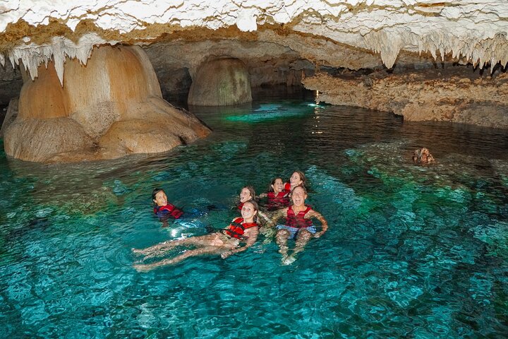 Half-Day Sea Turtle and Cenote Snorkeling Tour from Cancun & Riviera Maya