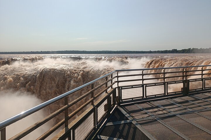 PRIVATE - iguazu falls in 1 day Brazil + Argentina + boat option