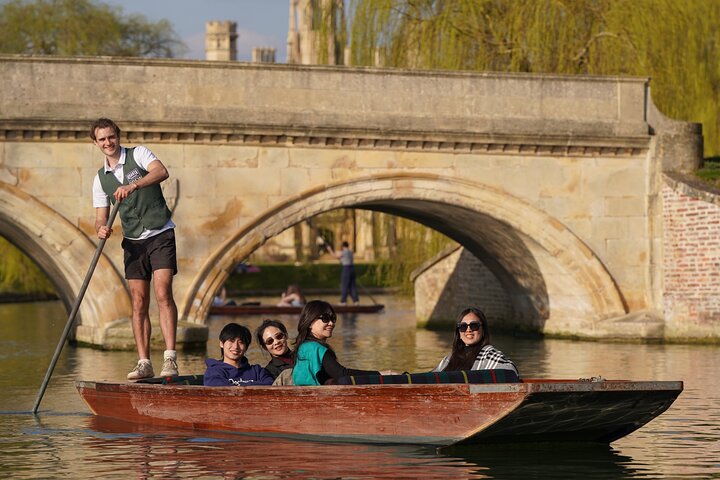 Cambridge Private Punting Tour