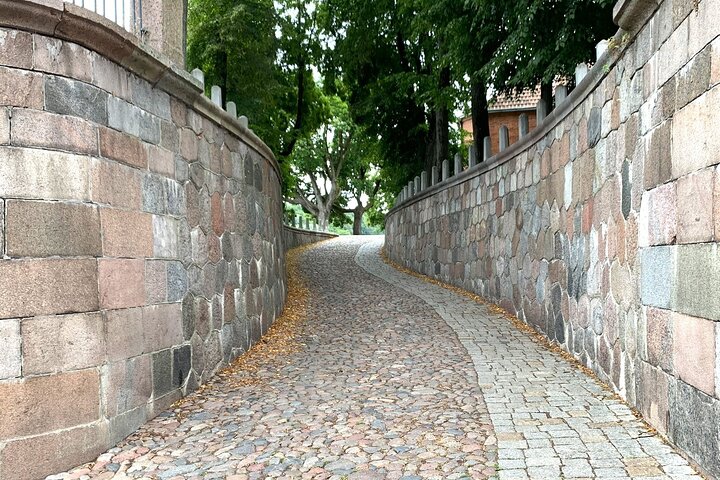 Best of Kaunas: A Modernism and Medieval History Self Guided tour