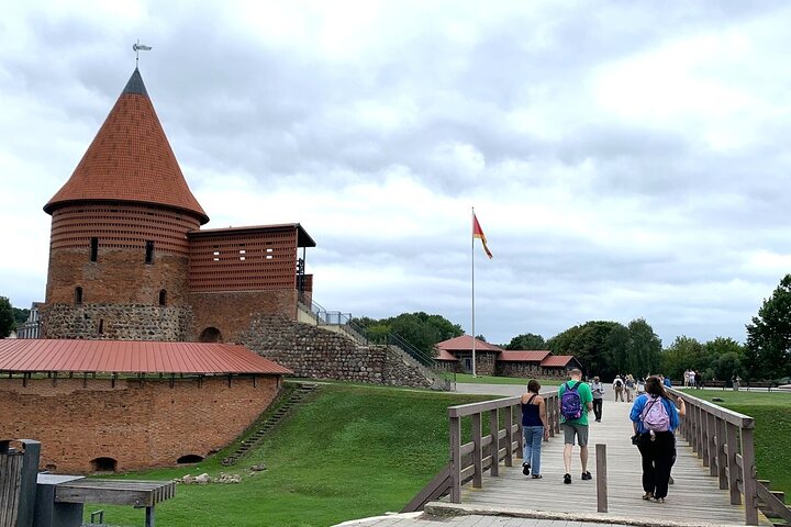 Best of Kaunas: A Modernism and Medieval History Self Guided tour
