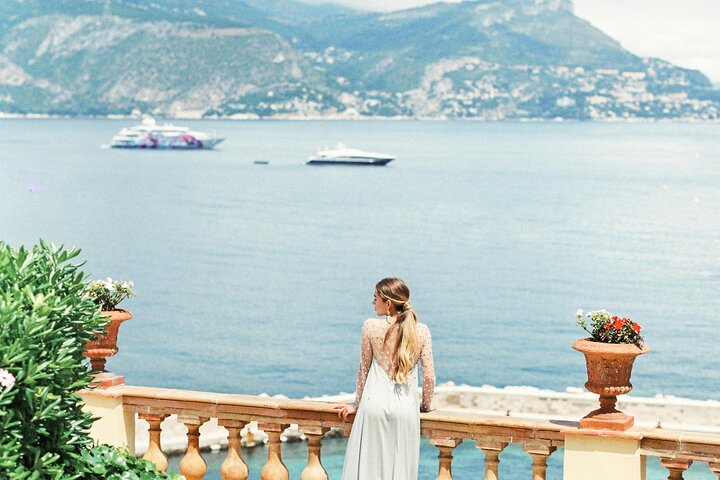 Monaco Like a Local: Private VIP Walking Tour F1, Casino & Palace