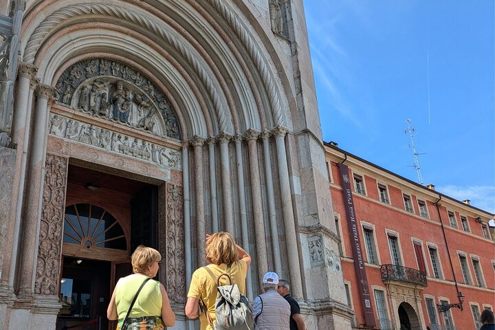 Parma Food Tour with Sightseeing and Parmesan Tasting