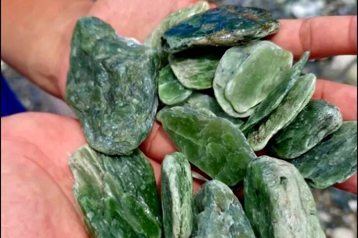 Private East Coast & Jade Hunting Tour – Hualien Summer Escape