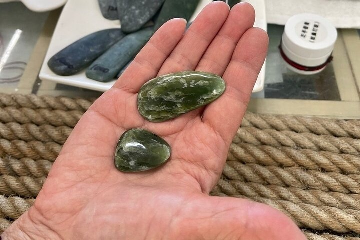 Private East Coast & Jade Hunting Tour – Hualien Summer Escape