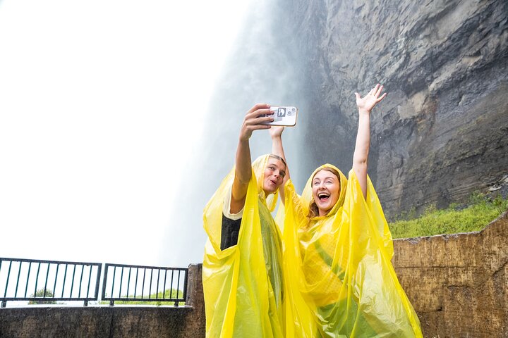 Niagara Falls Boat Cruise & Journey Behind the Falls Tour
